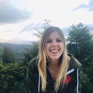 Meet your Posher, Jessi